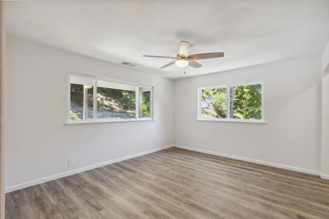 24895 Skyland Road, Los Gatos CA: https://media.crmls.org/mediaz/b6ba17e5-0419-4ae1-bad3-b352dbdc90fa.jpg