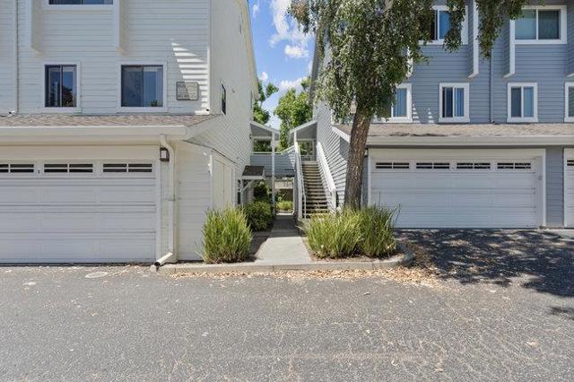 41 Grandview Street, Santa Cruz CA: https://media.crmls.org/mediaz/b6ba6cd8-305f-458c-9140-e84ecec256c6.jpg