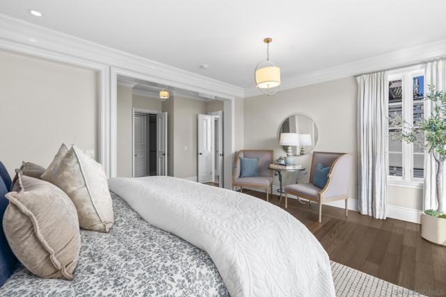 2045 W California St, San Diego CA: https://media.crmls.org/mediaz/b6bb3184-caa3-4467-9a42-1f799883e537.jpg