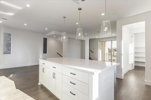 6008 Sunglow Terrace, San Ramon CA: https://media.crmls.org/mediaz/b6bbaa1c-6d28-4f52-824d-9557172c1f3c.jpg