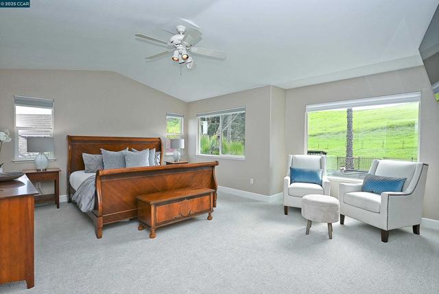 Image 21 of 59 For 1150 Vista Monte Dr