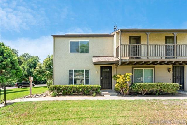 9559 Cottonwood Ave, Santee, California 92071, 3 Bedrooms Bedrooms, ,1 BathroomBathrooms,Townhouse,For Sale,Cottonwood Ave,240018661SD