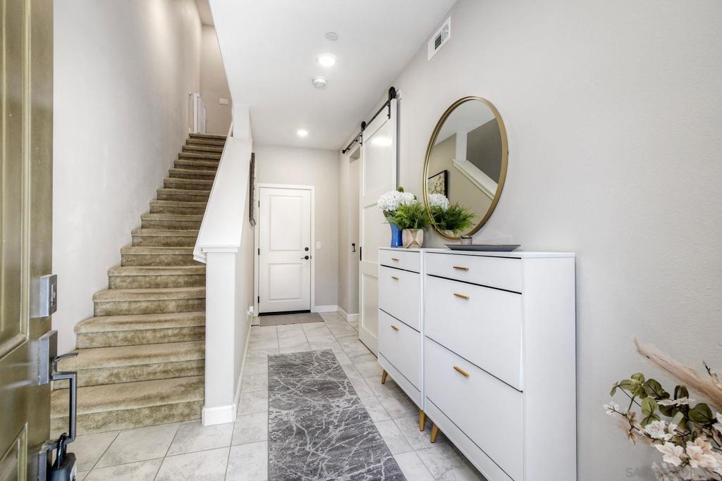 1577 Castillo Way - photo 3