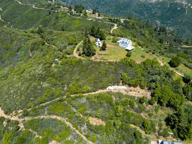 110 Silverline Road, Los Gatos CA: https://media.crmls.org/mediaz/b6c03ed7-5a7b-42dd-a1d5-77cfb848532b.jpg