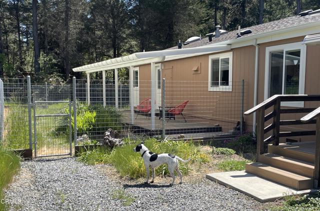 29331 Albion Ridge Road, Albion CA: https://media.crmls.org/mediaz/b6c0aaab-ed81-40ac-bf8f-39a7208b5215.jpg