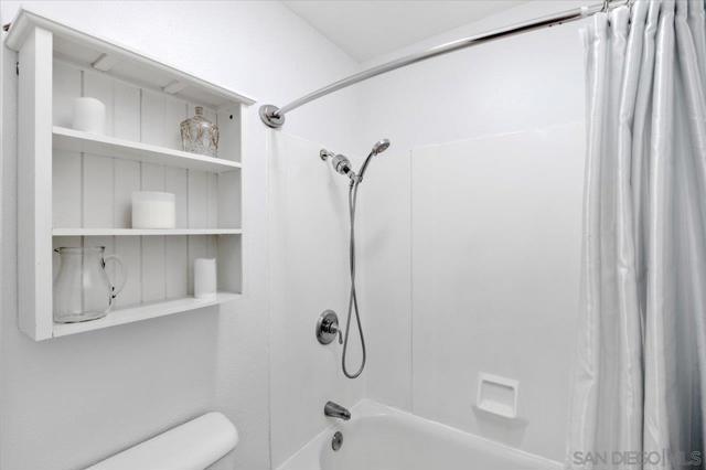 3030 Suncrest, San Diego CA: https://media.crmls.org/mediaz/b6c15f13-38f6-438b-a768-2f276cf83433.jpg