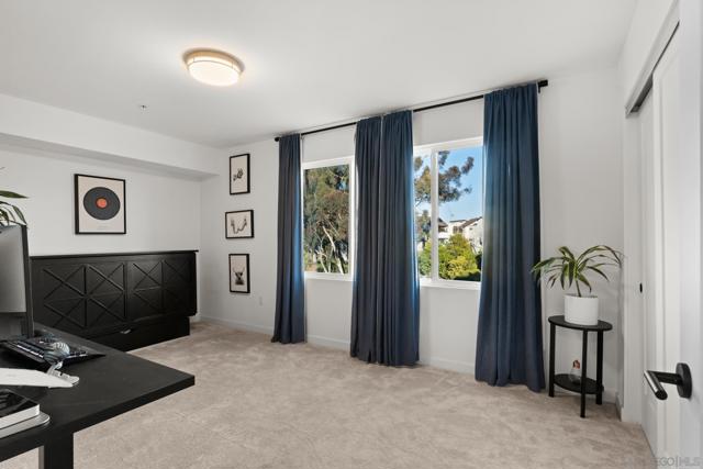 4100 Voltaire St, San Diego CA: https://media.crmls.org/mediaz/b6c21b08-dcfb-4a30-b3b8-14341d871c9e.jpg