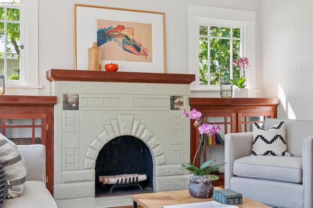 Image 5 of 29 For 2520 Mcgee Ave