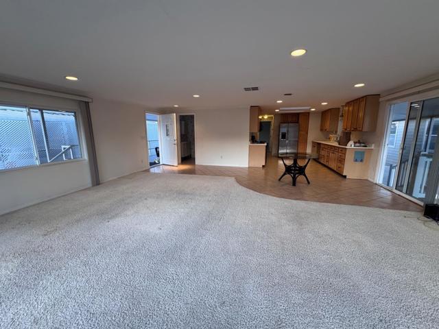 Detail Gallery Image 6 of 20 For 6610 Easy St, Carlsbad,  CA 92011 - 2 Beds | 2 Baths