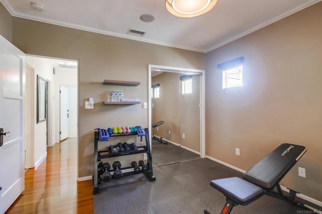 3415 19 Madison Ave, San Diego CA: https://media.crmls.org/mediaz/b6c2b489-c578-4fc7-a274-839f089d76f7.jpg