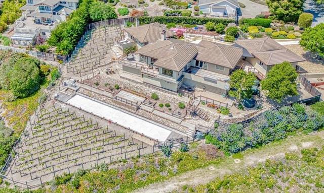 24911 Outlook Terrace, Carmel CA: https://media.crmls.org/mediaz/b6c2c1ba-fc85-4130-8971-389d51d873b8.jpg