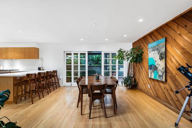 4021 Bernice Dr, San Diego CA: https://media.crmls.org/mediaz/b6c2c603-d5bb-49de-889d-9bd6bd74f1da.jpg