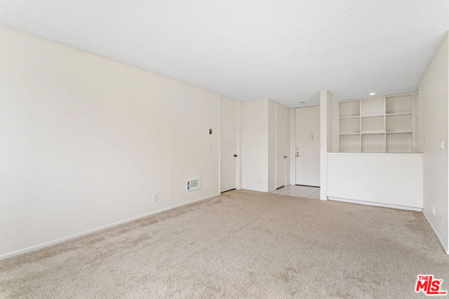 6000 Canterbury Drive, D204 photo 4