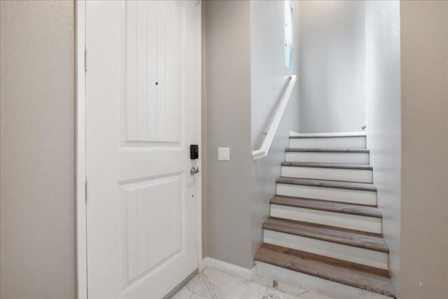 5506 San Roberto, San Diego CA: https://media.crmls.org/mediaz/b6c3df68-929a-405c-9490-6e28ac349b4c.jpg