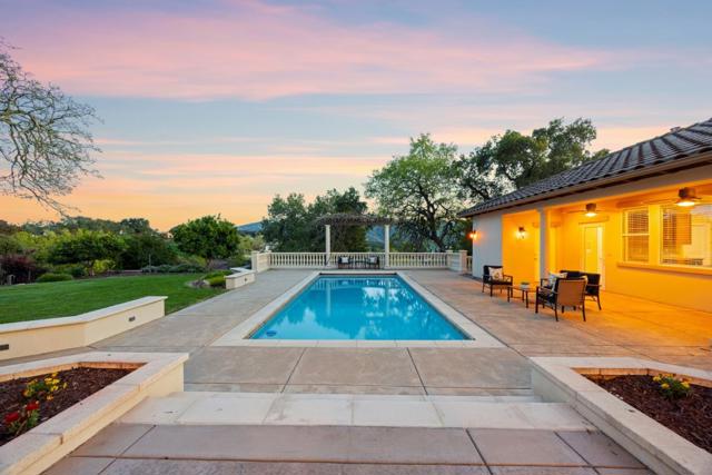2342 Hoya Lane, Gilroy CA: https://media.crmls.org/mediaz/b6c3e0c3-08db-4da5-8399-47c654249884.jpg