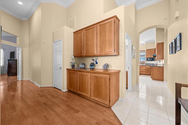 11075 Mulgrave Road, San Diego CA: https://media.crmls.org/mediaz/b6c45b3f-3ecf-4587-9cd3-22cd94f46729.jpg