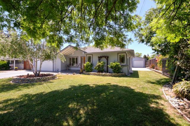 970 W Hedegard Avenue, Campbell CA: https://media.crmls.org/mediaz/b6c45c17-e697-48ac-840f-f1ff5fc9e8ff.jpg