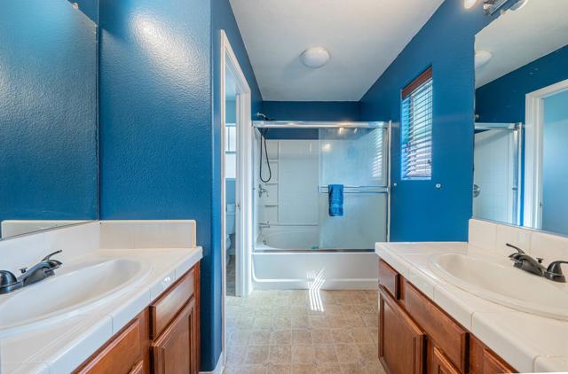 271 Azalea Place, Soledad CA: https://media.crmls.org/mediaz/b6c462fe-2b47-4826-92de-1016f1fa512d.jpg