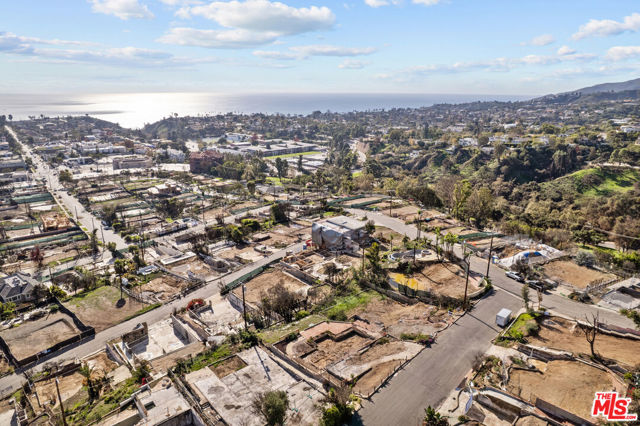 Drew Fenton | 15306 Mc Kendree Avenue Pacific Palisades CA | MLS: 7495847 Drew Fenton | 15306 Mc Kendree Avenue Pacific Palisades CA | MLS: 7495847