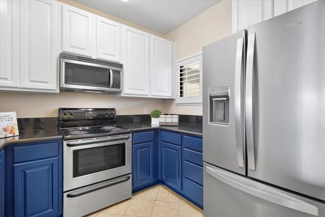 2200 Agnew Road, Santa Clara CA: https://media.crmls.org/mediaz/b6c566c2-6fec-431b-8a09-9ef6f88452a6.jpg
