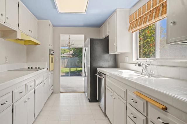 22709 Picador Drive, Salinas CA: https://media.crmls.org/mediaz/b6c5958c-b313-4db4-b56f-b4cab21e30d9.jpg