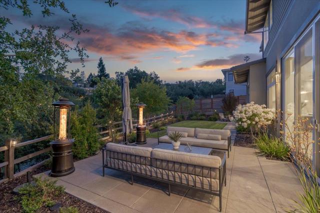 115 Wika Ranch Court, Redwood City CA: https://media.crmls.org/mediaz/b6c675ac-9449-45b6-b9a7-0513724ad333.jpg