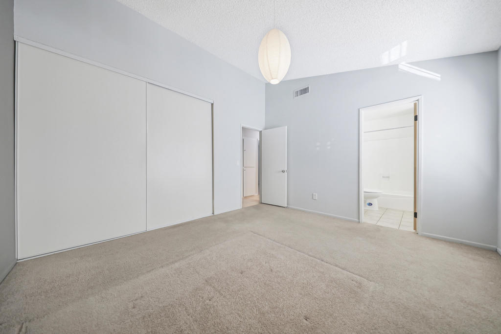 MLS #219139586DA image #15