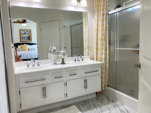 Image 8 of 22 For 81161 Las Colinas Avenue