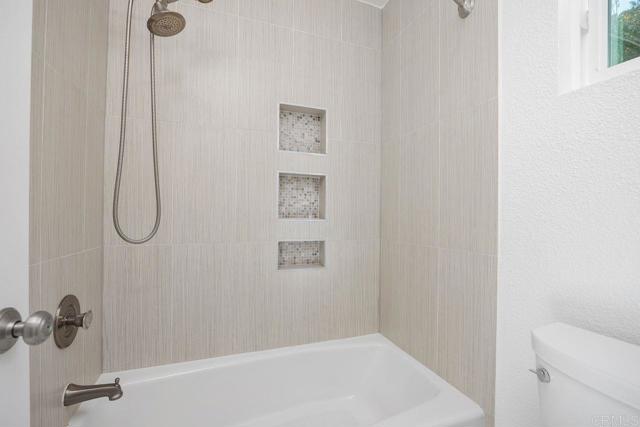 Detail Gallery Image 35 of 45 For 2433 La Costa Ave. a,  Carlsbad,  CA 92009 - 2 Beds | 2/1 Baths