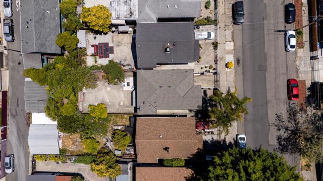 2036 E 20th Street, Oakland CA: https://media.crmls.org/mediaz/b6caa72b-a0fb-4813-91a4-7c37de2dff81.jpg