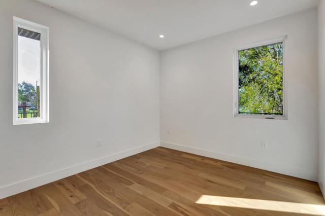 1101 Juana Court, Palo Alto CA: https://media.crmls.org/mediaz/b6cb2b3b-bb37-4c16-a723-f8539ec0a1d3.jpg