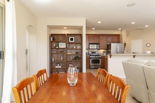 1370 Yermo Drive S, Palm Springs, CA 92262