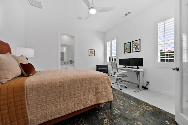 80360 Via Valerosa, La Quinta CA: https://media.crmls.org/mediaz/b6cc42c0-f233-4b1f-8bdc-50f84695105f.jpg