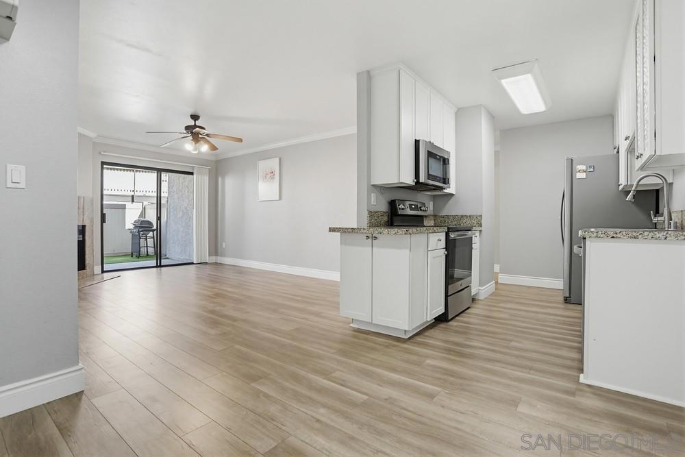 9959 Azuaga Street - photo 9