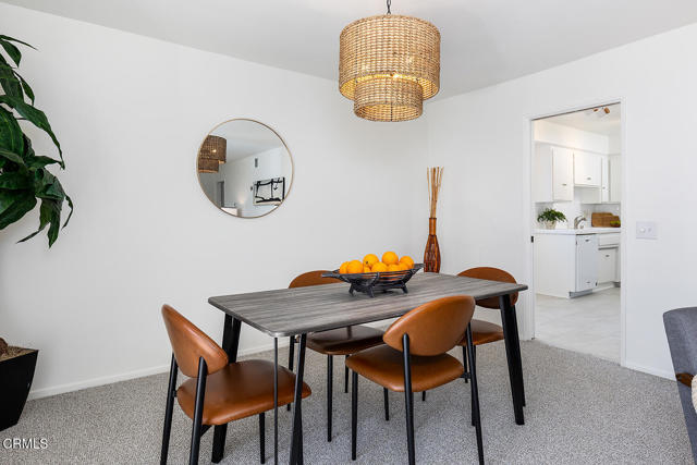 Detail Gallery Image 9 of 24 For 972 E California Bld #201,  Pasadena,  CA 91106 - 2 Beds | 2 Baths