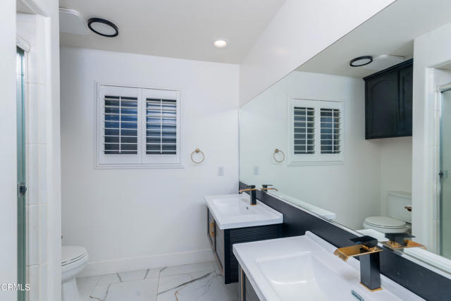 Detail Gallery Image 27 of 36 For 10103 Wentworth Ct, Bakersfield,  CA 93311 - 3 Beds | 2 Baths