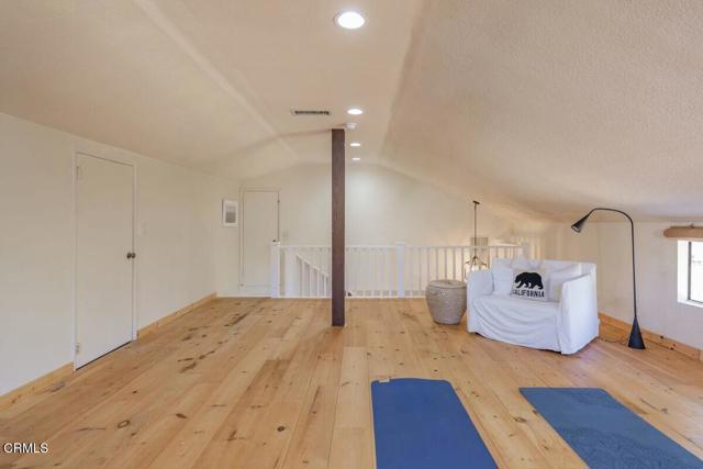 930 Fairview Road, Ojai CA: https://media.crmls.org/mediaz/b6ce7c7a-3c54-4743-b0af-4cb8038edda9.jpg