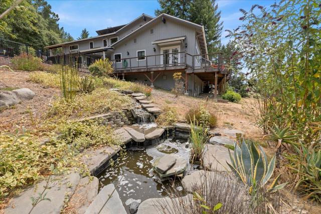23435 Summit Road, Los Gatos CA: https://media.crmls.org/mediaz/b6ceb660-aacf-408b-af66-01980dce4ad4.jpg