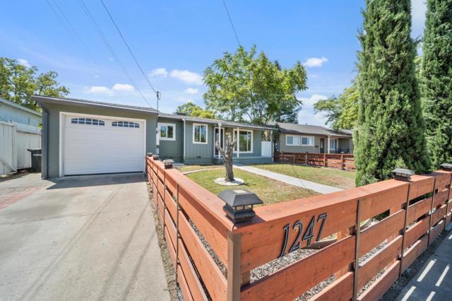 1247 Locust Street, Livermore CA: https://media.crmls.org/mediaz/b6cf241a-7010-4111-88f2-a4ecfe417cf7.jpg