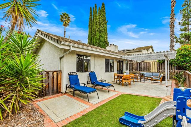 Detail Gallery Image 24 of 37 For 1887 Guilder Gln, Escondido,  CA 92029 - 3 Beds | 2 Baths