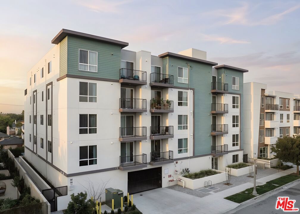 Multifamily at 3518 Chesapeake Avenue