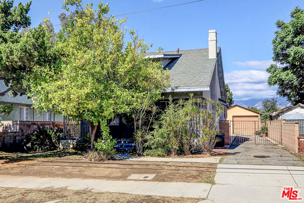 809 E Marshall Street
