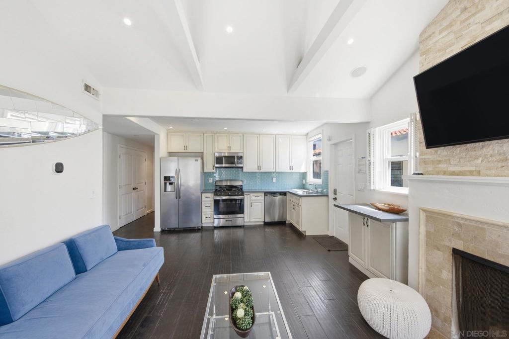 722 Balboa - photo 12