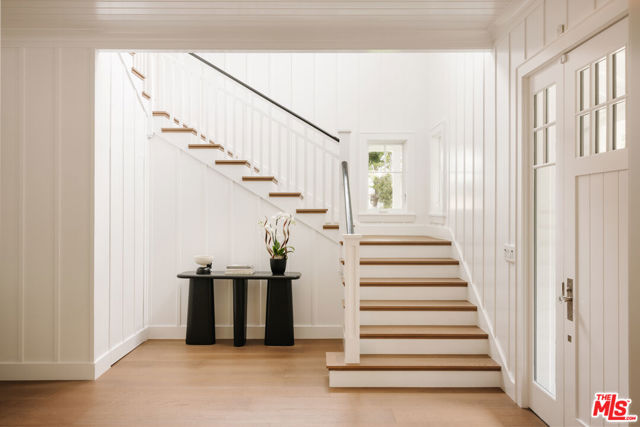 800 GREENTREE Road, Pacific Palisades CA: https://media.crmls.org/mediaz/b6d32518-fd6b-42e2-b864-19f60ba8e9ef.jpg