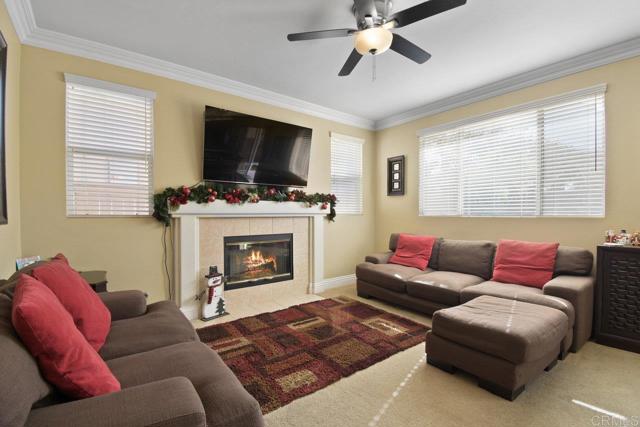 Detail Gallery Image 11 of 34 For 1207 Barton Peak Dr, Chula Vista,  CA 91913 - 4 Beds | 2/1 Baths