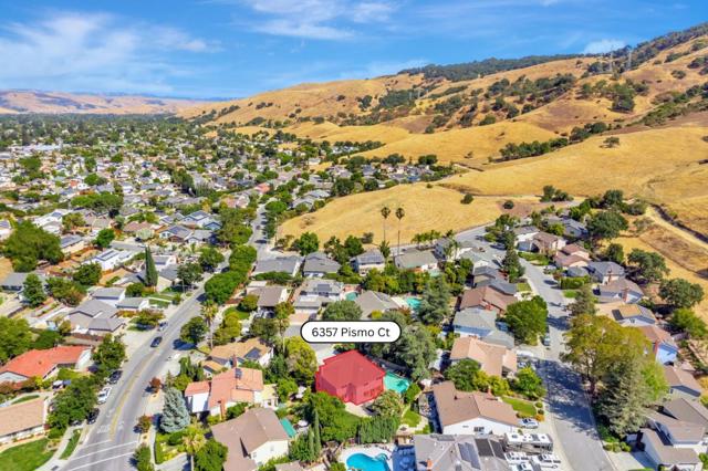 6357 Pismo Court, San Jose CA: https://media.crmls.org/mediaz/b6d41092-785c-4cb5-ae9d-d0690e1ed84c.jpg