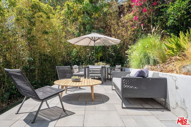 2465 N Gower Street, Los Angeles CA: https://media.crmls.org/mediaz/b6d4f7f4-1ce2-43c4-bf15-4b882695aefc.jpg