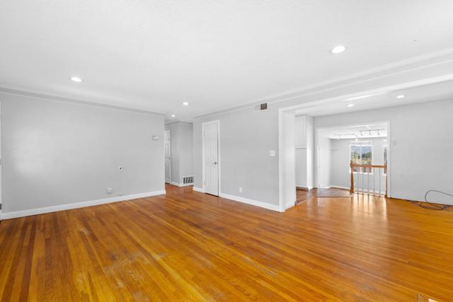 596 Savstrom Way, San Jose CA: https://media.crmls.org/mediaz/b6d55a83-c24c-460d-bf3b-ba107279d66d.jpg
