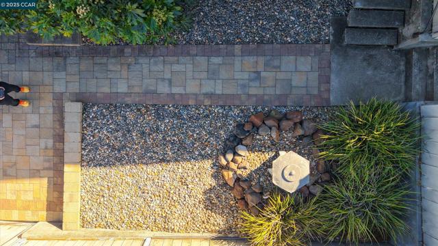 891 Bell Street, Lafayette CA: https://media.crmls.org/mediaz/b6d58d34-b75b-47d7-96e5-a5e992fb8401.jpg