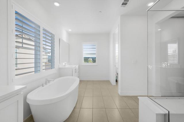 1591 Vinsanto Court, Gilroy CA: https://media.crmls.org/mediaz/b6d58ea6-1403-4708-96ff-bd0f47e2343a.jpg